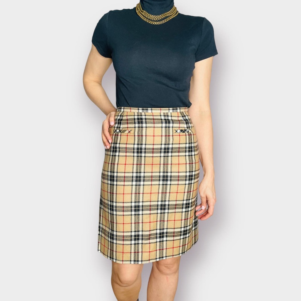 90s Harold's Tan Black Red Plaid Skirt - Picture 2 of 5